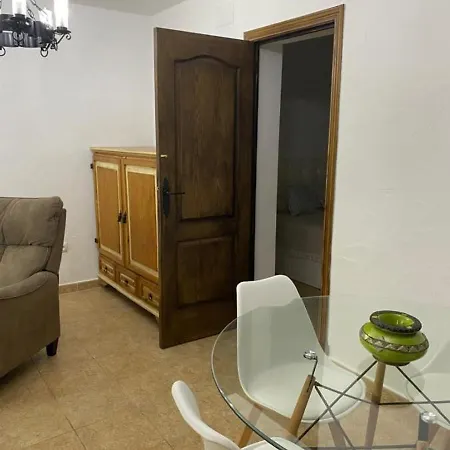 Donna Elvira Apartment Caserio Bogas