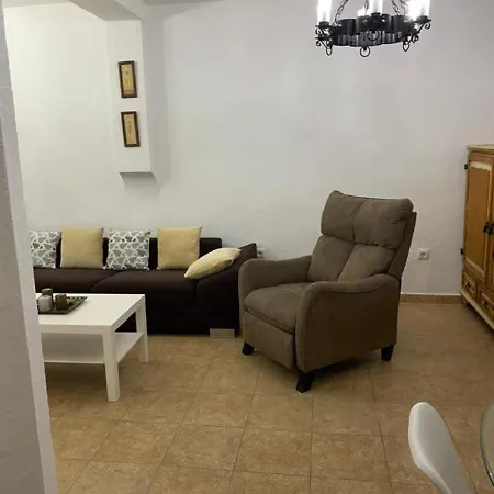 Donna Elvira Apartment *